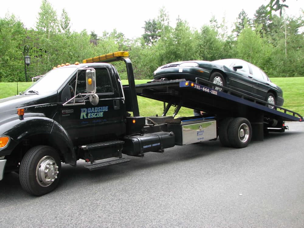Bandt Communications Tow Truck Vehicle Outfitting Services Milton